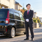 生活保護から成功した人を目指し、さいたま市でタクシードライバーとして働く男性